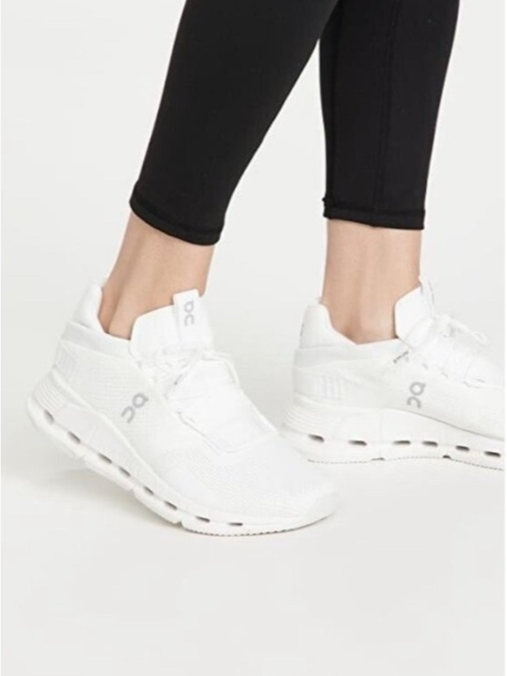 On Cloud Cloudnova Triple White Cloudtec Running Shoes Womens Size 10.5